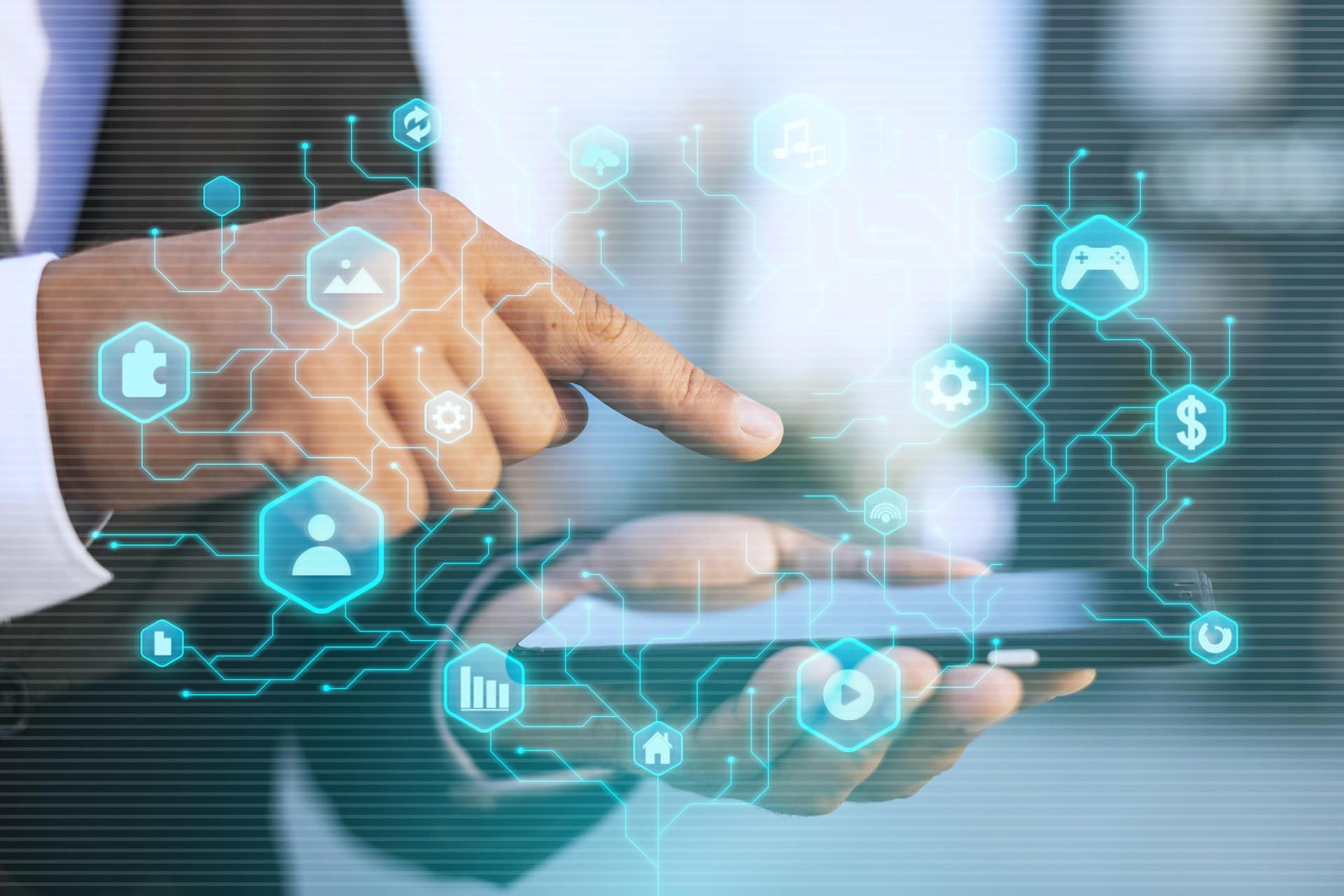 O Trio de Ouro da Comunicação: Omnichannel, CRM e Marketing Digital